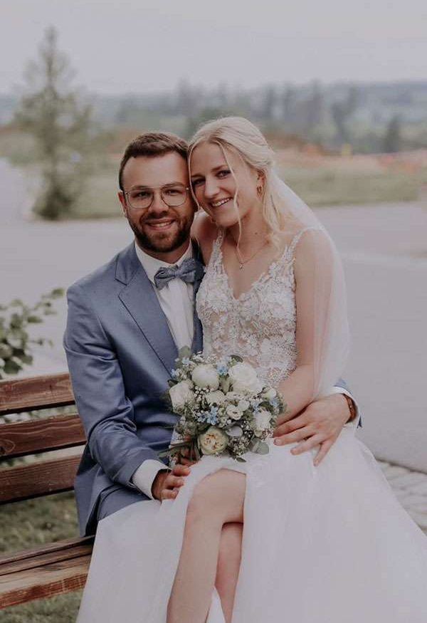 Real Brides und Brautmode Turtel & Täubchen Brautmodengeschäft in Deggendorf