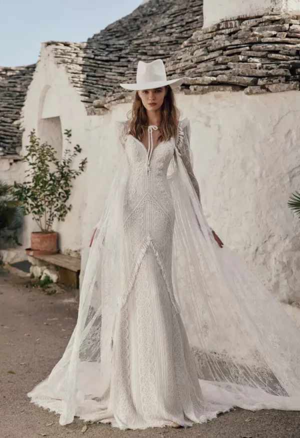 Boho Brautkleid mit Cape